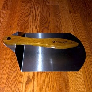 Pizzacraft Pizza Oven Metal Tray with Wooden Handle ❣️Ship Alone❣️